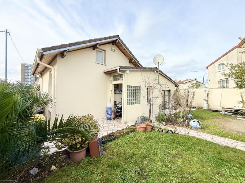 Maison - 120 m² - 6 pièces