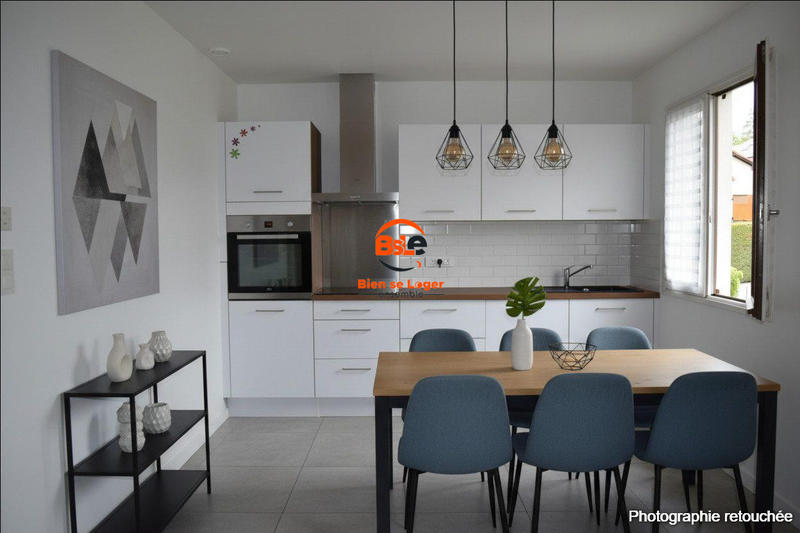 Maison traditionnelle - 150 m² - 7 pièces