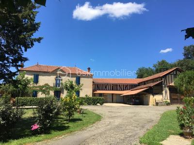 Maison - 161 m² - 4 pièces