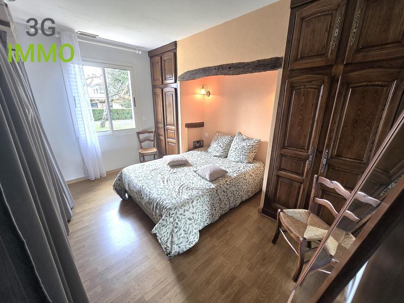 Maison traditionnelle - 138 m² - 6 pièces