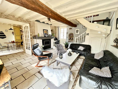 Maison - 140 m² - 6 pièces