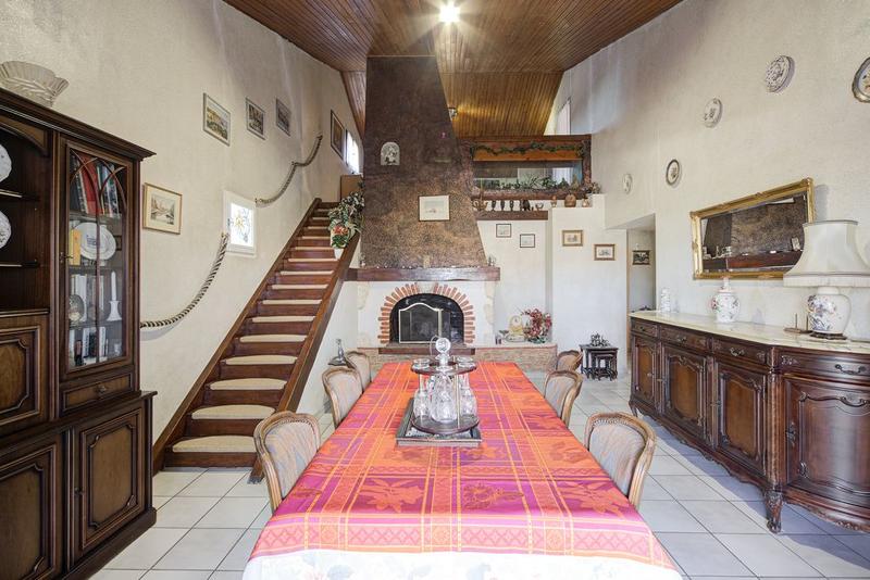 Maison - 163 m² - 6 pièces