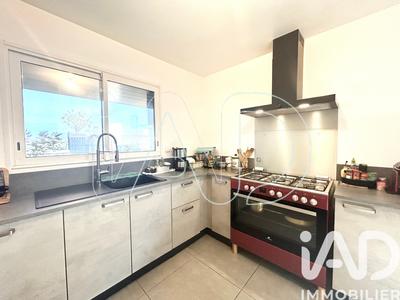 Maison - 104 m² - 5 pièces