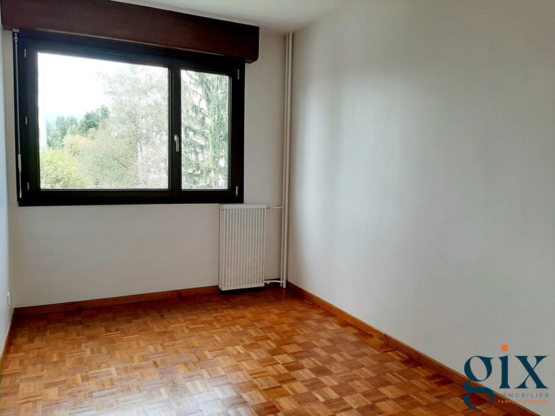 Appartement - 81 m² - 4 pièces