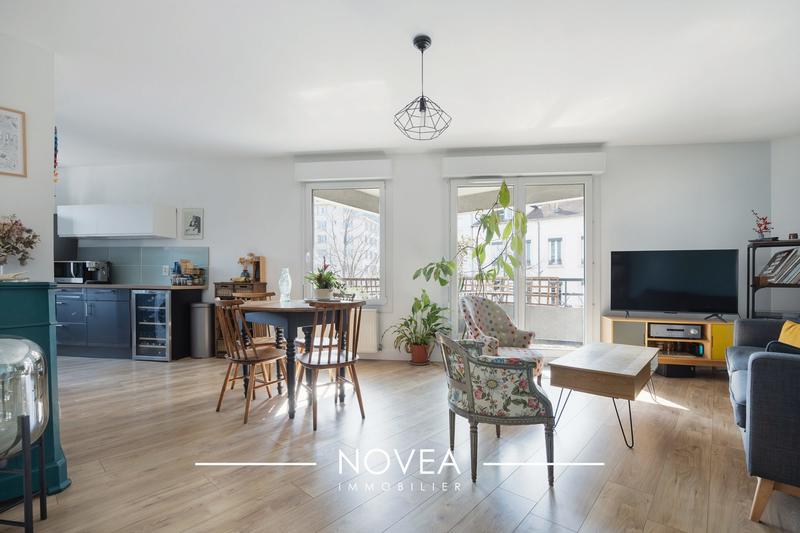 Appartement - 70 m² - 3 pièces