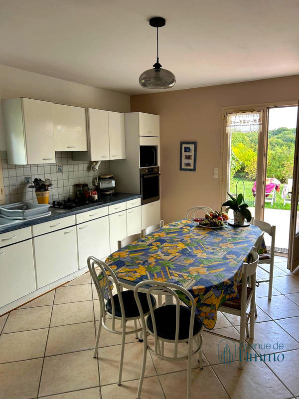 Maison - 169 m² - 7 pièces