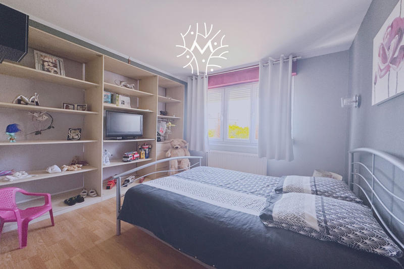 Maison - 121 m² - 6 pièces