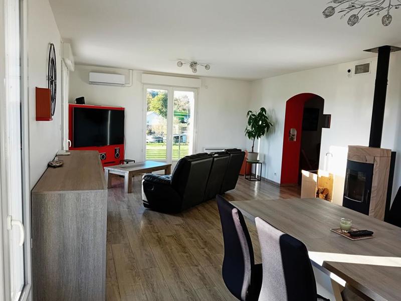 Maison - 258 m² - 10 pièces