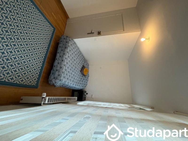 Chambre - 11 m² - 1 pièce