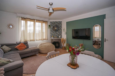 Immeuble - 8 pièces