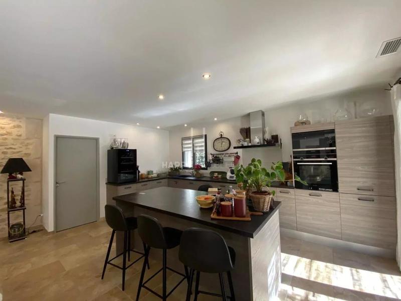 Maison - 190 m² - 7 pièces