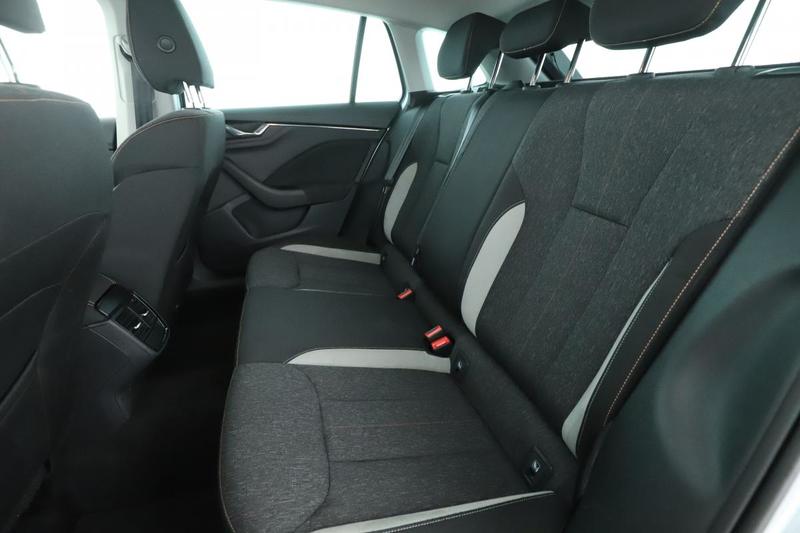 Skoda Scala 1.0 Tsi Style Dsg7 110 ch