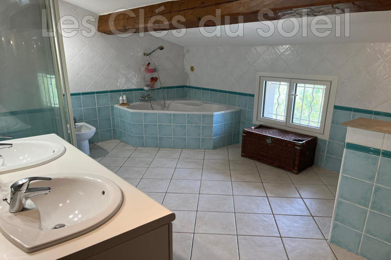 Appartement - 151 m² - 5 pièces