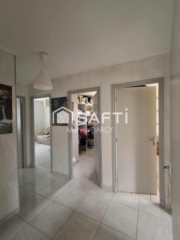 Maison - 93 m² - 5 pièces