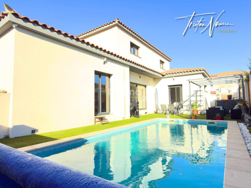 Maison - 140 m² - 4 pièces