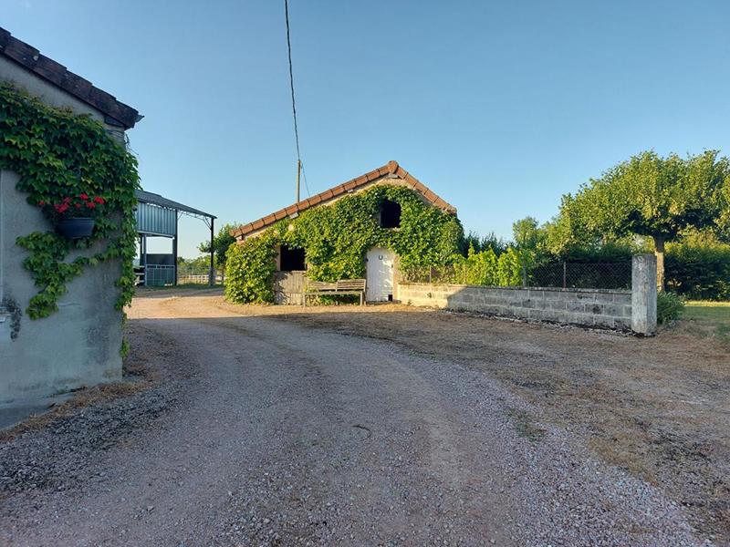 Maison - 260 m² - 11 pièces