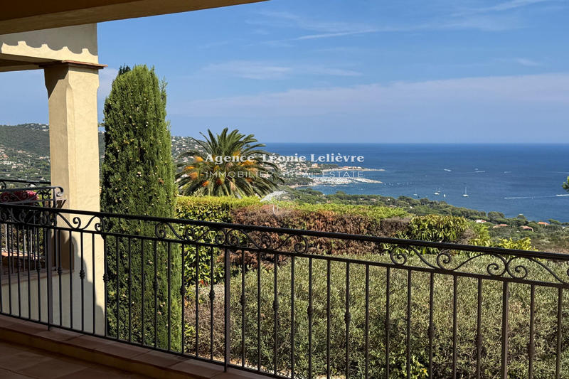 Maison - 213 m² - 7 pièces