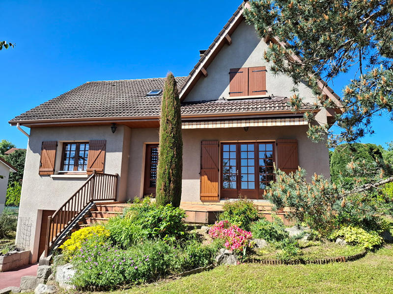 Maison - 140 m² - 6 pièces