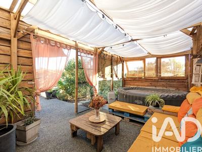 Maison - 90 m² - 4 pièces