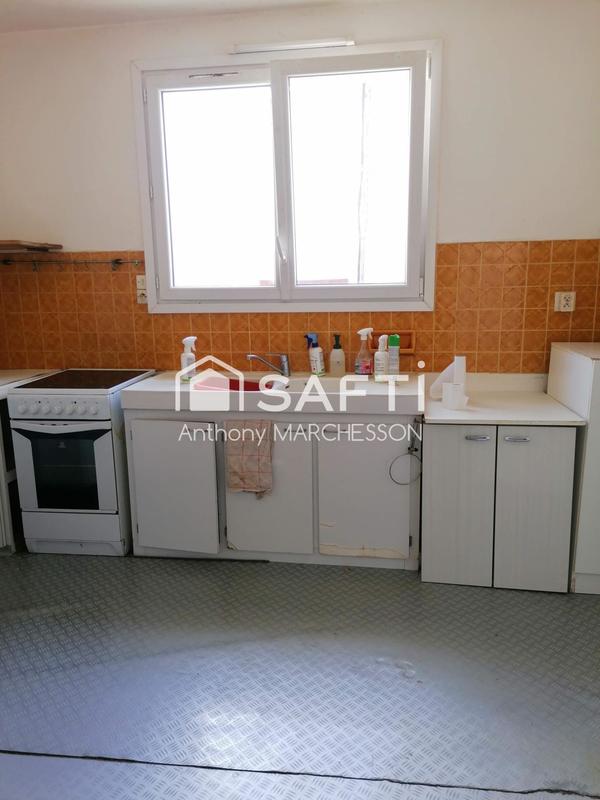 Maison - 233 m² - 9 pièces