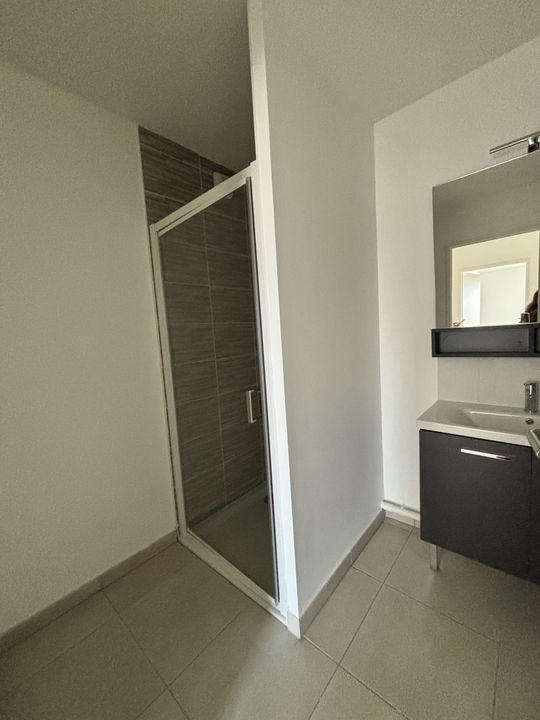 Appartement - 98 m² - 5 pièces