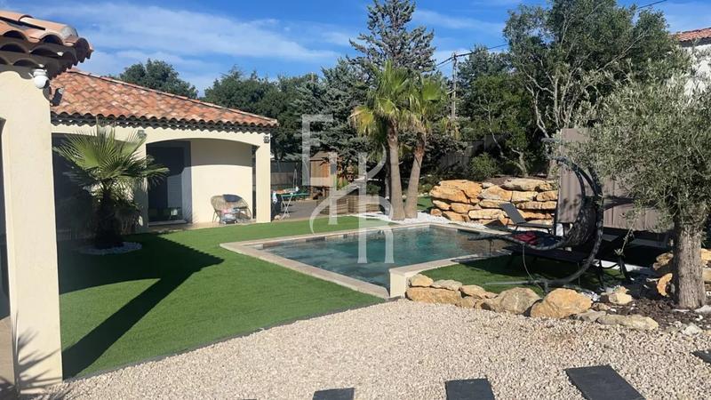 Maison - 162 m² - 5 pièces