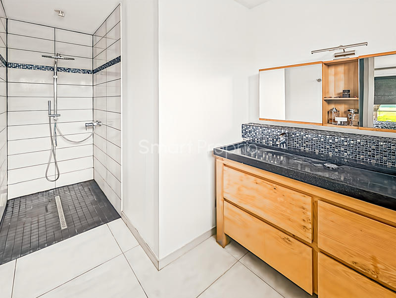 Villa - 165 m² - 6 pièces