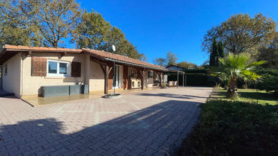 Maison - 136 m² - 7 pièces