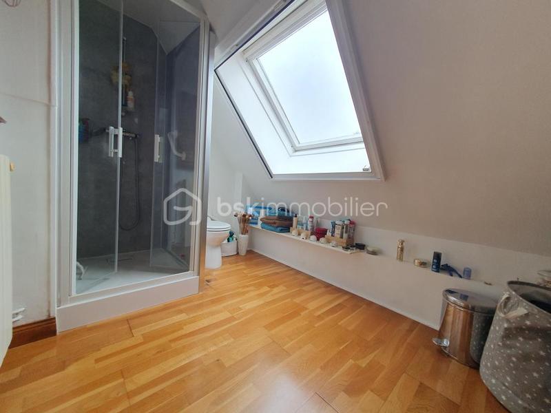 Maison - 158 m² - 8 pièces