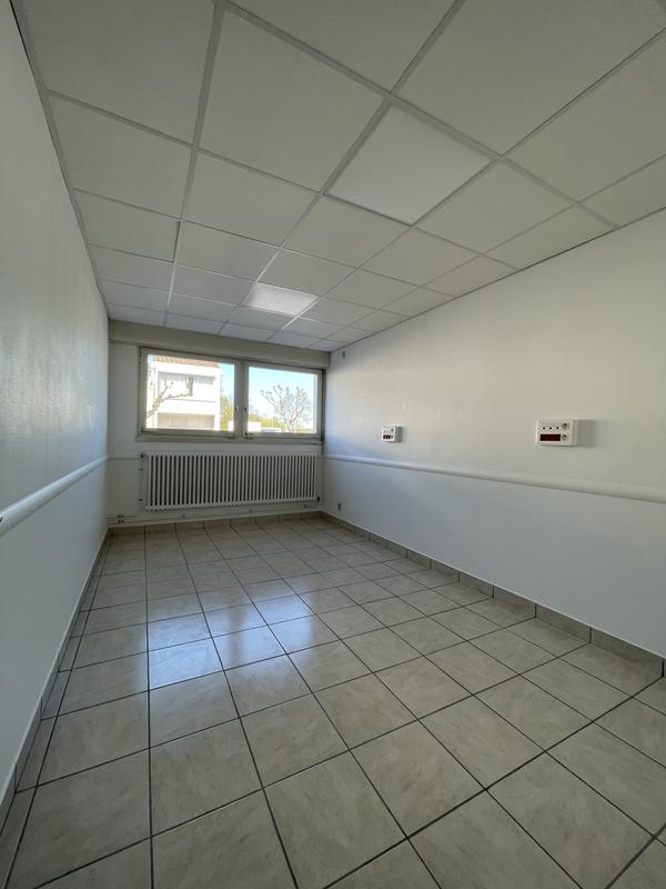 Bureau - 250 m²