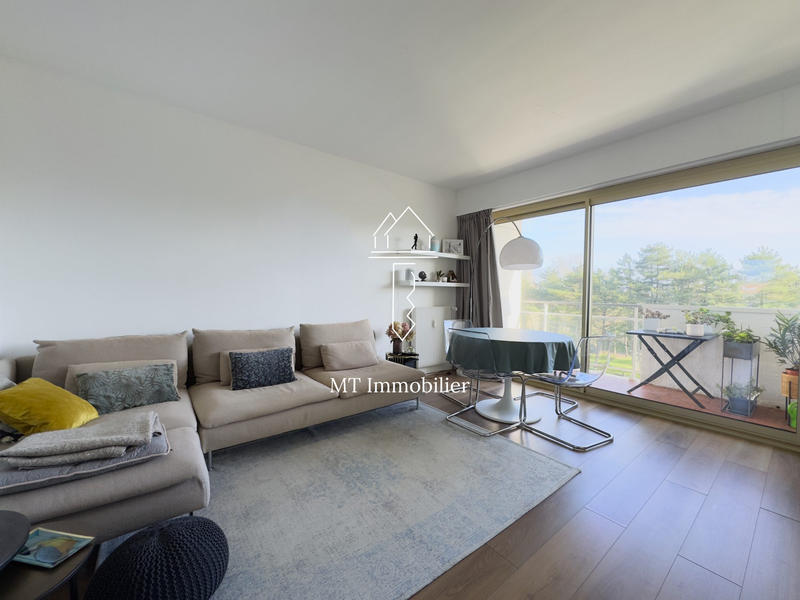 Appartement - 83 m² - 4 pièces