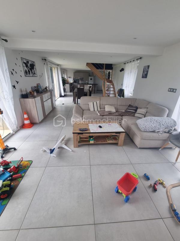 Maison - 133 m² - 5 pièces