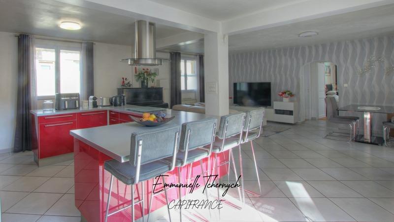 Maison - 120 m² - 4 pièces