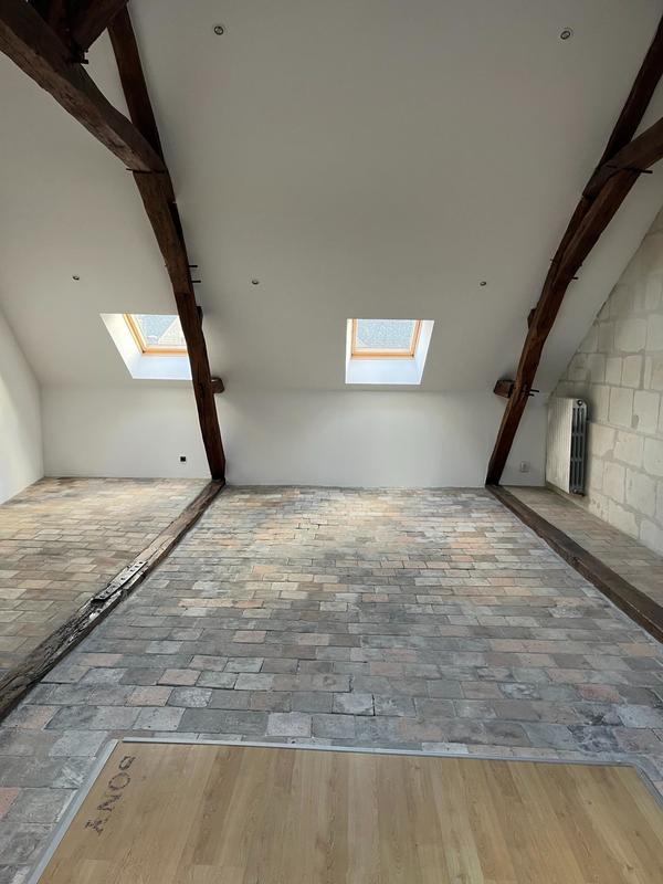 Maison - 270 m² - 8 pièces