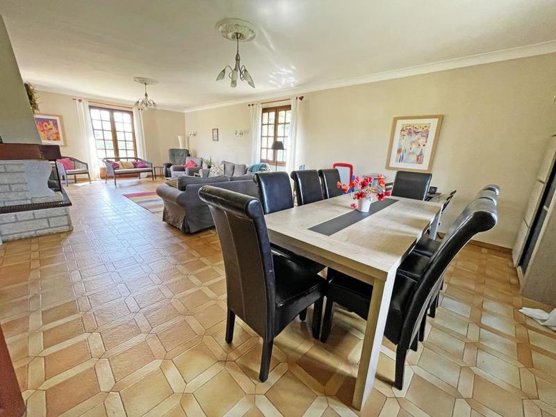 Maison - 175 m² - 6 pièces