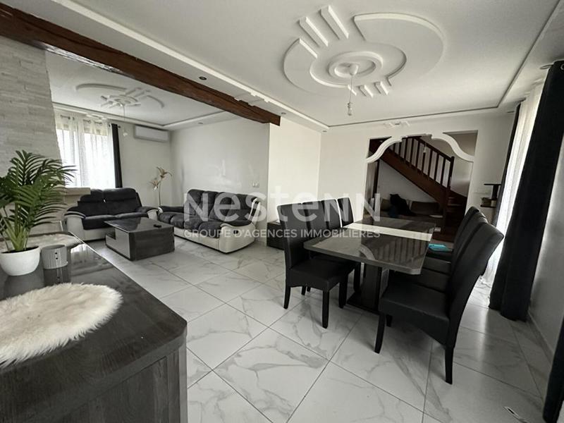 Maison - 190 m² - 8 pièces