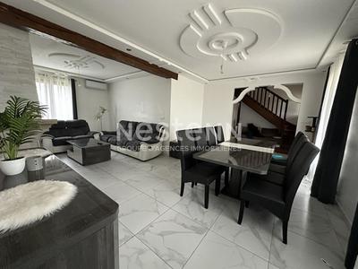 Maison - 190 m² - 8 pièces