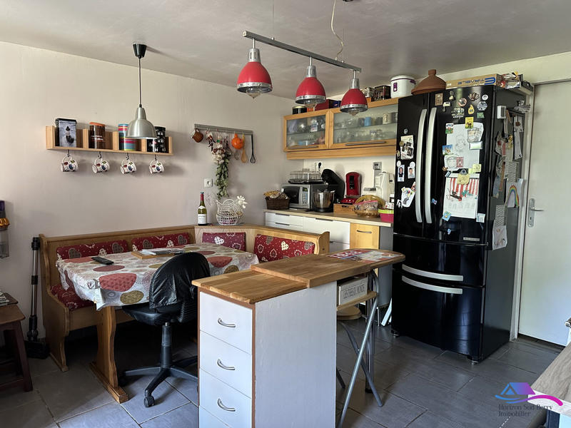 Maison - 98 m² - 5 pièces