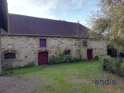 Maison - 230 m² - 7 pièces