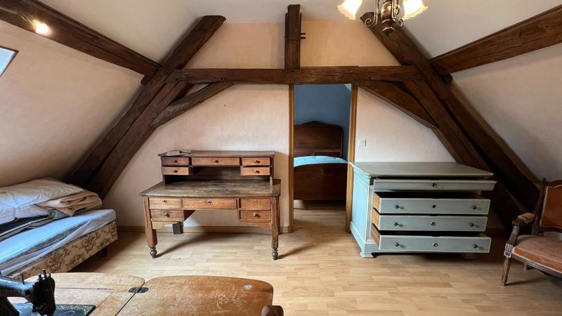 Maison - 230 m² - 9 pièces