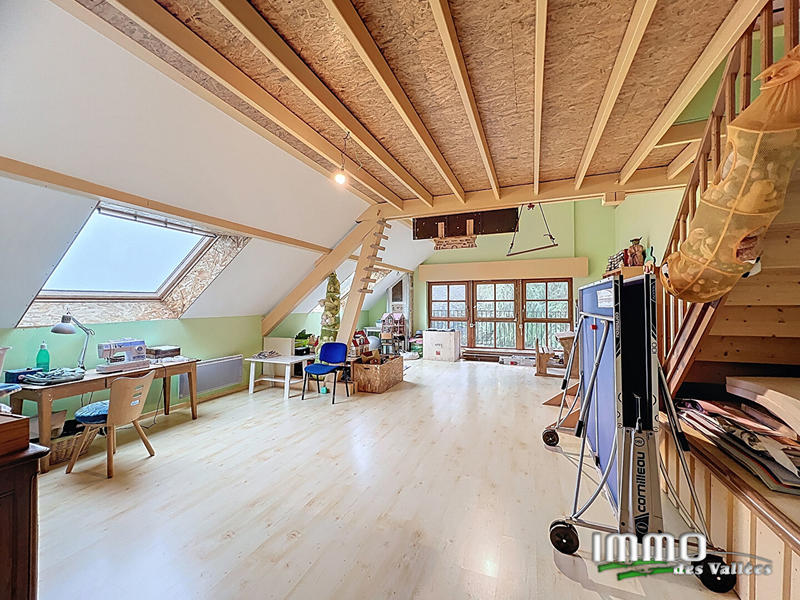 Maison - 408 m² - 10 pièces