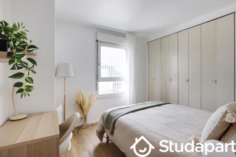 Chambre - 10 m² - 1 pièce