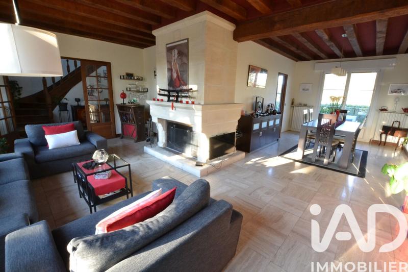 Maison - 200 m² - 9 pièces