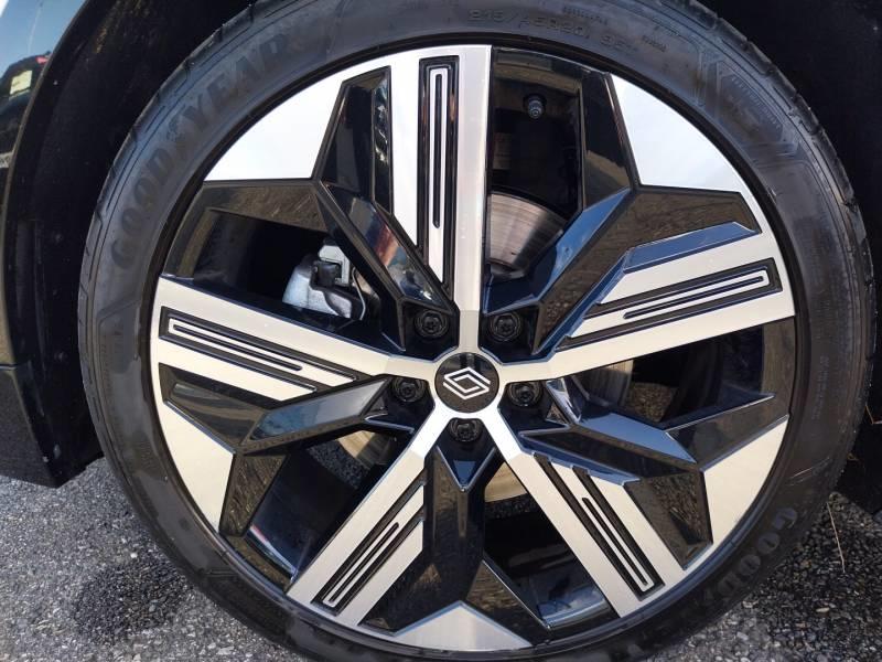 Renault Mégane E-Tech 220 ch autonomie confort Gsr2 Iconic