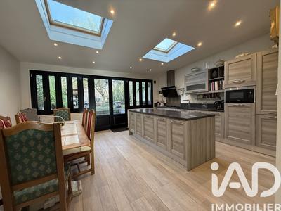 Maison de ville - 112 m² - 5 pièces