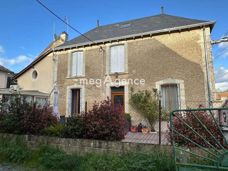Maison - 96 m² - 4 pièces