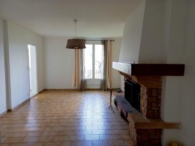 Appartement ancien - 81 m² - 4 pièces