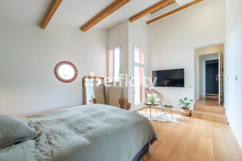 Maison - 175 m² - 7 pièces