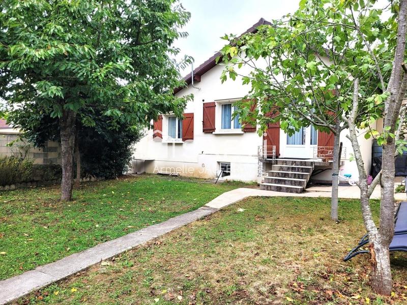 Maison - 67 m² - 4 pièces