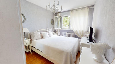 Appartement - 70 m² - 4 pièces